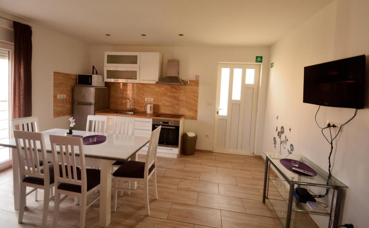 Kala And Tina Apartments Podstrana Extérieur photo