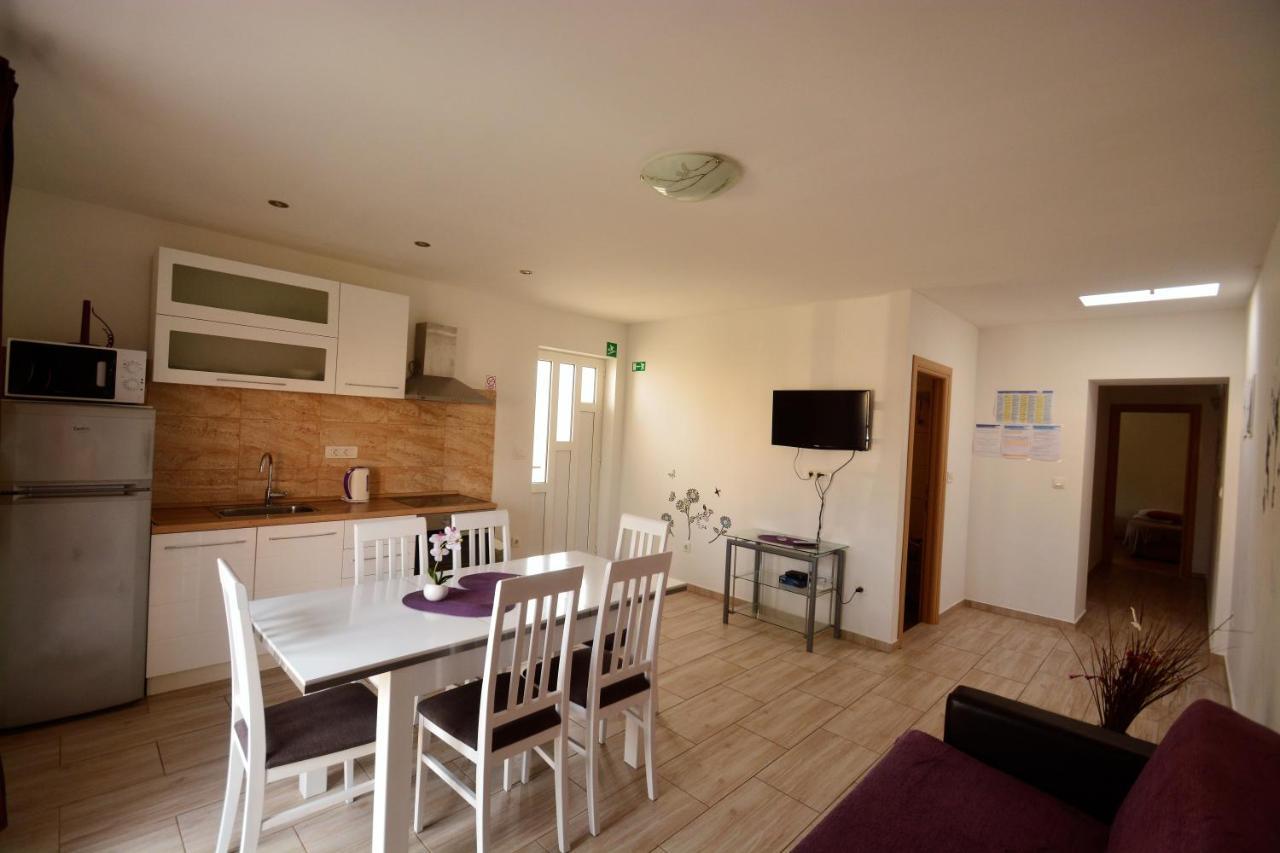 Kala And Tina Apartments Podstrana Extérieur photo